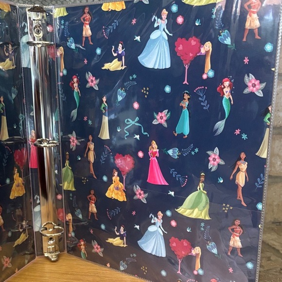 Disney Princess  It's A Good Day to be Happy 3-Ring Binder 2, 1" 9.75"x11.5" NEW - Picture 6 of 15